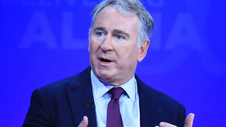 Billionaire Ken Griffin, Former DeSantis Donor, Sits Out GOP ...